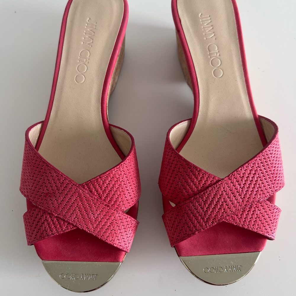 ✨Brand New✨ JIMMY CHOO Coral Pink Sandals with Textured Criss-Cross Design